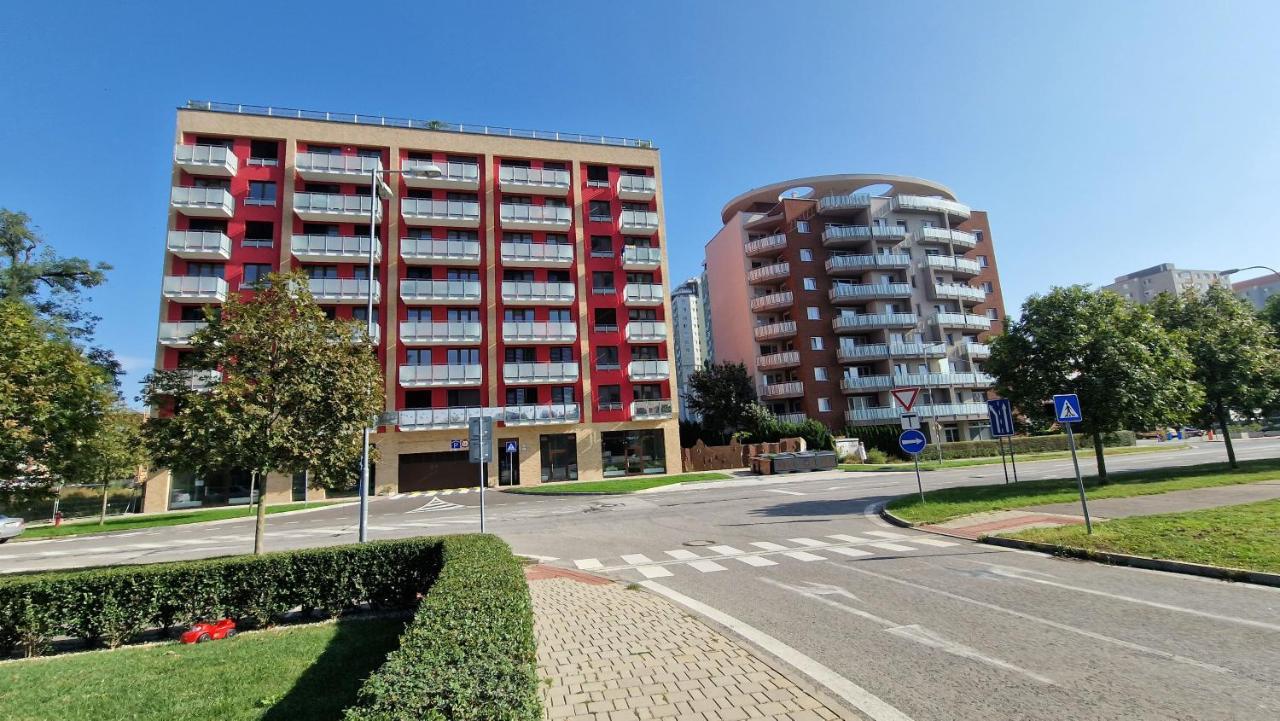 Luxo 2 Room Apartments By Bratislavatrip Exterior photo